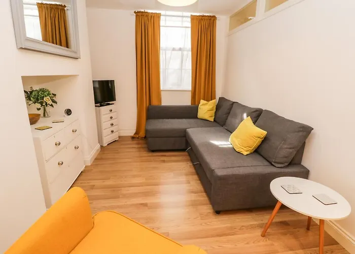 West Cliff Apartment